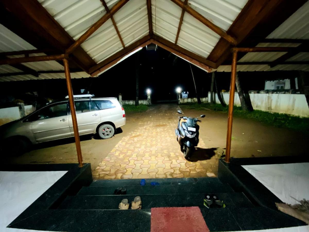 Hotel Seabird Murud  Luaran gambar