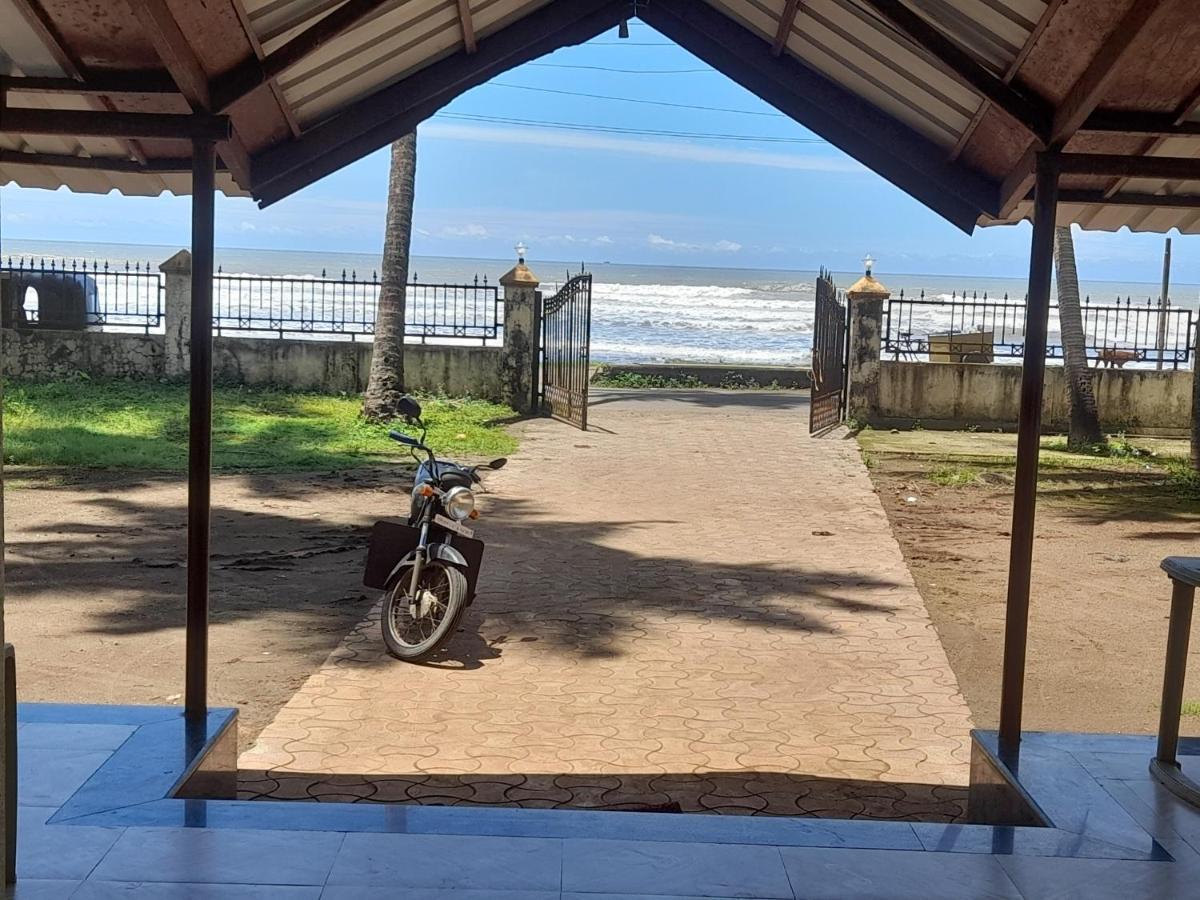 Hotel Seabird Murud  Luaran gambar
